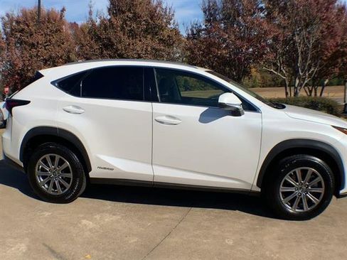 Certified 2020 Lexus NX 300h AWD w/ Comfort Package image 9