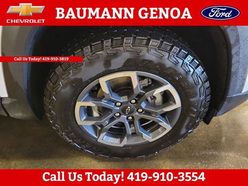 Used 2025 Chevrolet Equinox ACTIV w/ Safety and Technology Package image 29