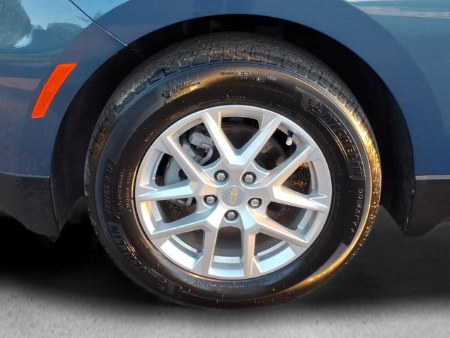 Used 2024 Chevrolet Equinox LT w/ LPO, Floor Liner Package FWD image 10