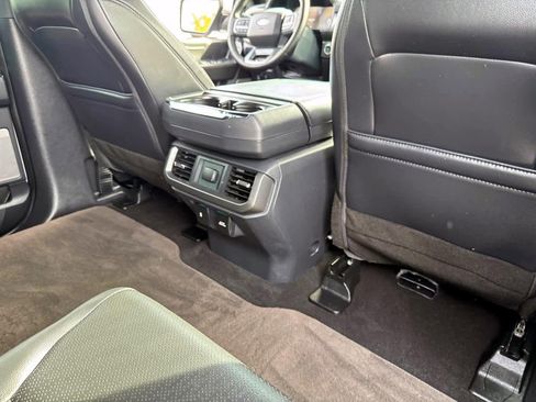 Used 2025 Ford F150 Lariat AWD/4WD image 14