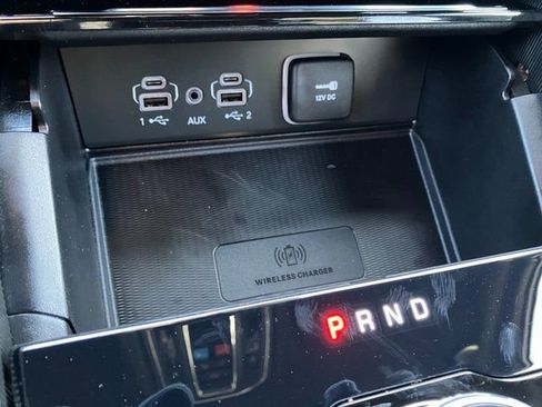 Used 2024 Jeep Grand Cherokee Altitude image 4