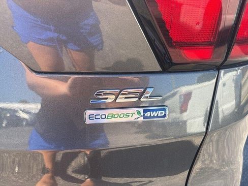 Used 2019 Ford Escape SEL AWD/4WD image 20
