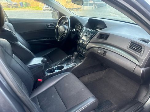 Used 2013 Acura ILX FWD image 9