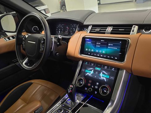 Used 2020 Land Rover Range Rover Sport HSE Dynamic image 11