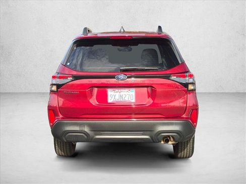 Used 2026 Subaru Forester Premium AWD/4WD image 5
