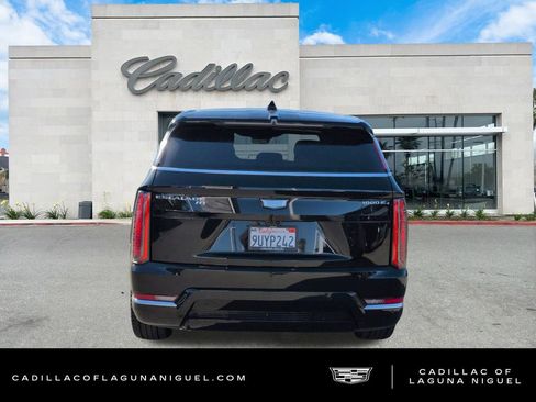 Used 2025 Cadillac Escalade IQ Luxury 2 AWD/4WD image 4