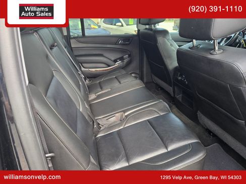 Used 2018 Chevrolet Suburban LT image 19