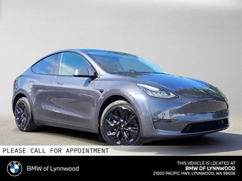 Used 2021 Tesla Model Y Long Range AWD/4WD image 1
