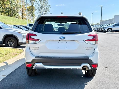 Used 2023 Subaru Forester Touring w/ Popular Package #2 AWD/4WD image 10