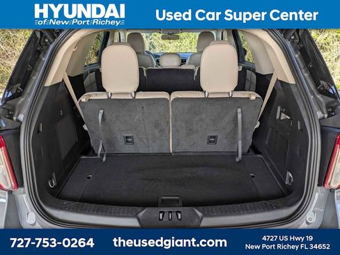 Used 2023 Ford Explorer XLT w/ Equipment Group 202A image 12