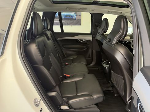 Used 2023 Volvo XC90 B5 Core w/ Protection Package Premier image 29