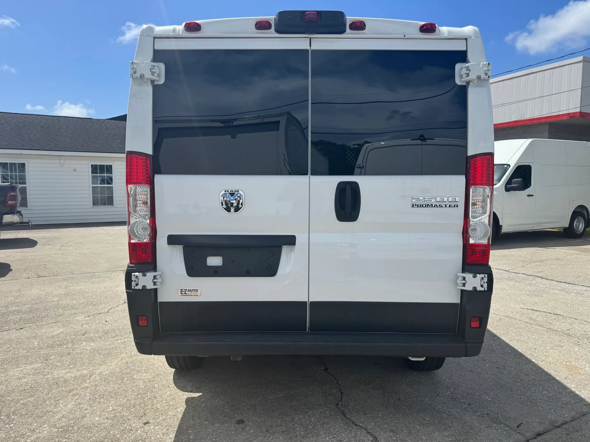 Used 2025 RAM ProMaster 2500 w/ U-Haul Equipment Group FWD image 8