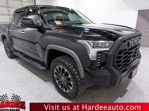 Used 2024 Toyota Tundra Limited AWD/4WD image 6