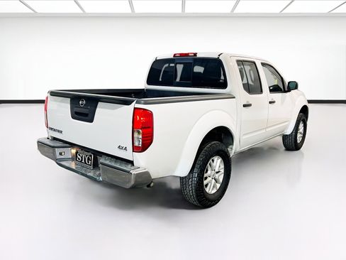 Used 2016 Nissan Frontier SV AWD/4WD image 4