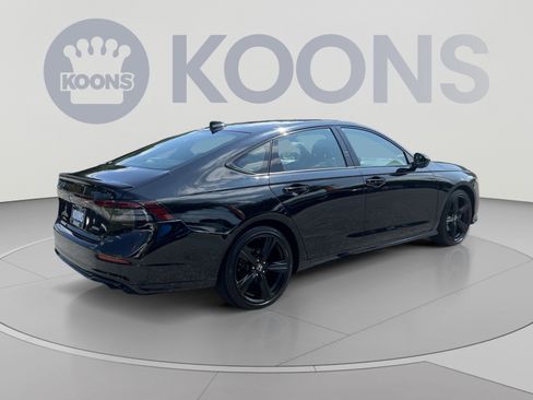 Used 2023 Honda Accord Sport image 7