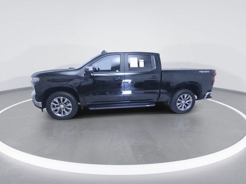 Used 2022 Chevrolet Silverado 1500 LT AWD/4WD image 4