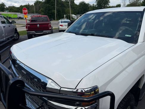 Used 2019 Chevrolet Silverado 2500 W/T AWD/4WD image 52