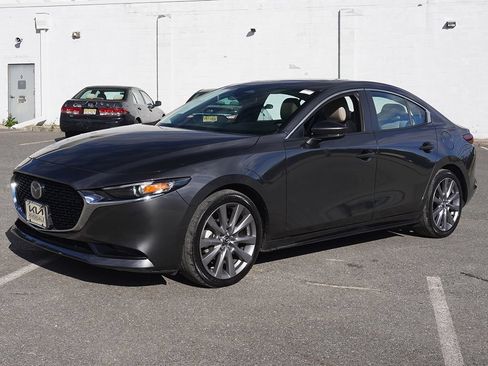 Used 2024 MAZDA MAZDA3 s FWD image 8