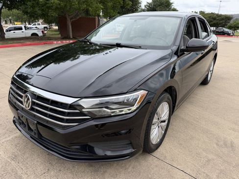 Used 2019 Volkswagen Jetta S w/ Driver Assistance Package FWD image 3