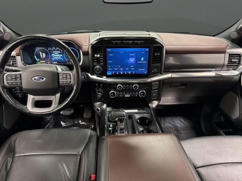 Used 2021 Ford F150 Lariat w/ Equipment Group 502A High image 5