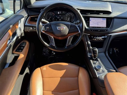 Used 2021 Cadillac XT5 Premium Luxury image 13