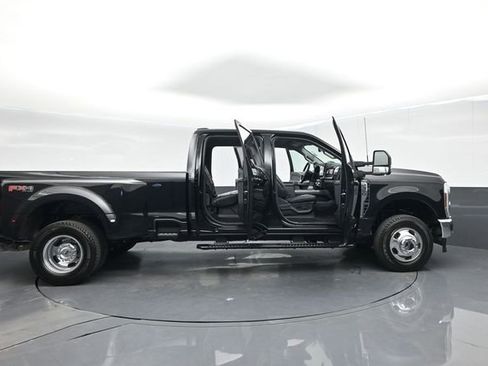 Used 2026 Ford F350 Lariat w/ Lariat Premium Package AWD/4WD image 70