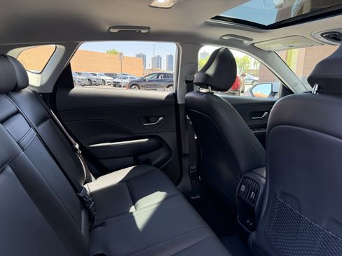 Used 2024 Hyundai Kona Limited FWD image 38