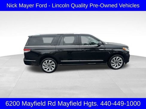 Used 2024 Lincoln Navigator L 4WD image 8