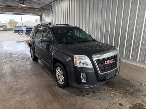 Used 2014 GMC Terrain SLE w/ Safety Package image 4