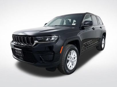 New 2025 Jeep Grand Cherokee Laredo X w/ Luxury Tech Group I
