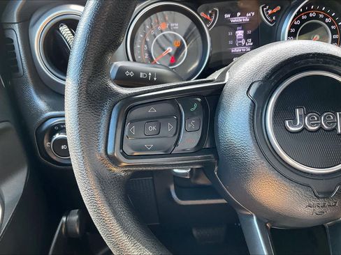 Used 2022 Jeep Wrangler Sport AWD/4WD image 24