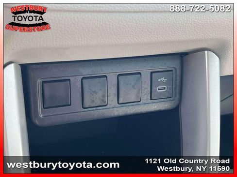 Certified 2024 Toyota Corolla Cross L AWD/4WD image 34