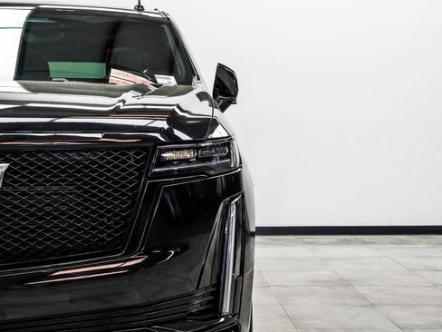 Used 2023 Cadillac Escalade Sport image 4