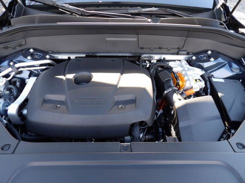 New 2026 Volvo XC90 T8 Ultra w/ Protection Package Premier image 28