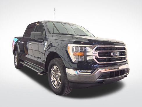 Used 2023 Ford F150 XLT w/ Equipment Group 302A High AWD/4WD image 4