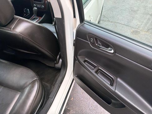 Used 2008 Chevrolet Impala LT w/ Luxury Edition Package image 22