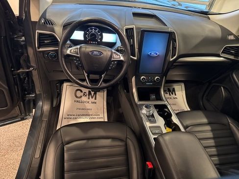 Used 2022 Ford Edge SEL w/ Convenience Package image 6