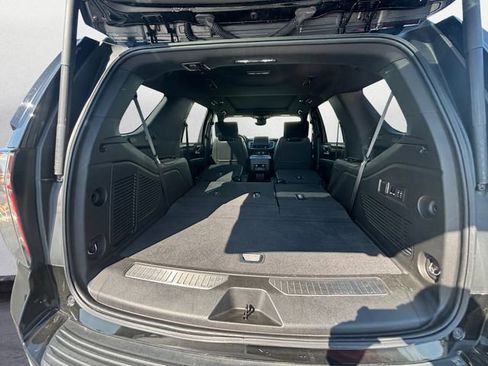 Used 2023 Chevrolet Tahoe High Country w/ Advanced Technology Package AWD/4WD image 25