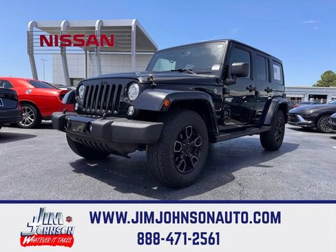 Used 2017 Jeep Wrangler Unlimited Sahara AWD/4WD image 1
