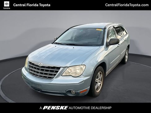 Used 2008 Chrysler Pacifica Touring FWD image 1