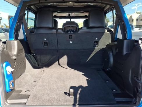 Used 2022 Jeep Wrangler Unlimited Rubicon AWD/4WD image 18