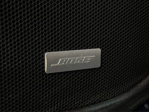 Used 2023 GMC Acadia AT4 w/ Technology Package image 18