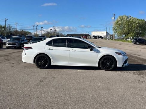 Used 2022 Toyota Camry XSE w/ Navigation Package image 3