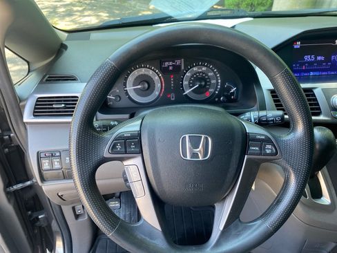 Used 2013 Honda Odyssey EX image 12