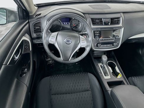 Used 2017 Nissan Altima 2.5 SV image 29