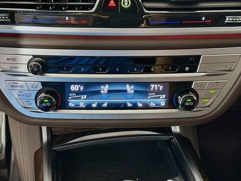 Used 2022 BMW M760i xDrive w/ Luxury Rear Seating Package image 16