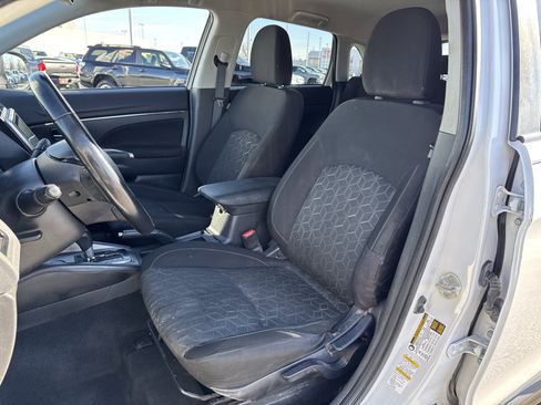 Used 2021 Mitsubishi Outlander Sport SE image 25