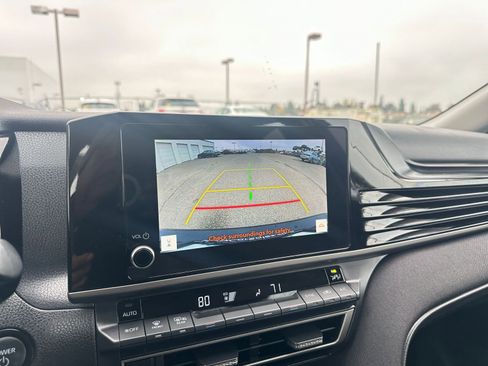 Used 2025 Toyota Camry LE image 17