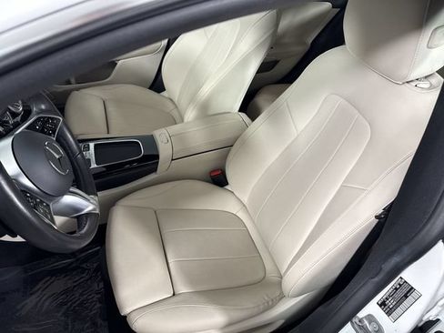 Used 2025 Mercedes-Benz CLA 250 4MATIC w/ Winter Package image 20