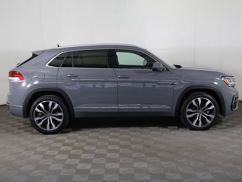 Used 2020 Volkswagen Atlas Cross Sport SEL Premium R-Line image 24